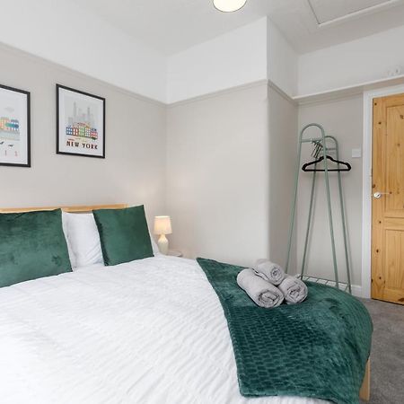 Charles Alexander Short Stay - Ansdell House Блэкпул Экстерьер фото